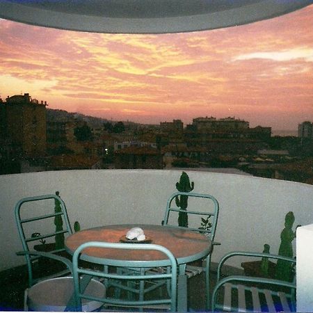 Appartamento - Terrazzo Vivibile Vista Mare, Wi-Fi Gratuito Vallecrosia Ngoại thất bức ảnh