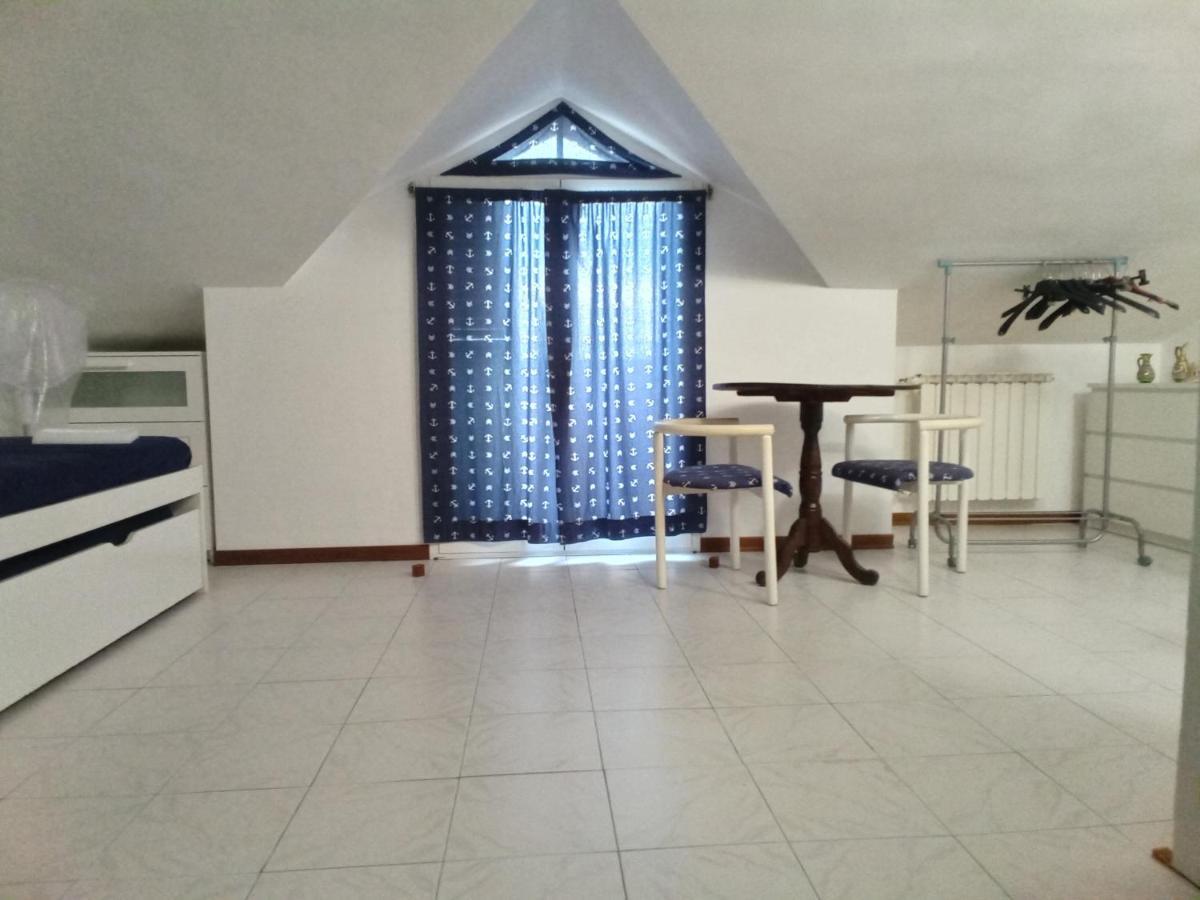 Appartamento - Terrazzo Vivibile Vista Mare, Wi-Fi Gratuito Vallecrosia Ngoại thất bức ảnh