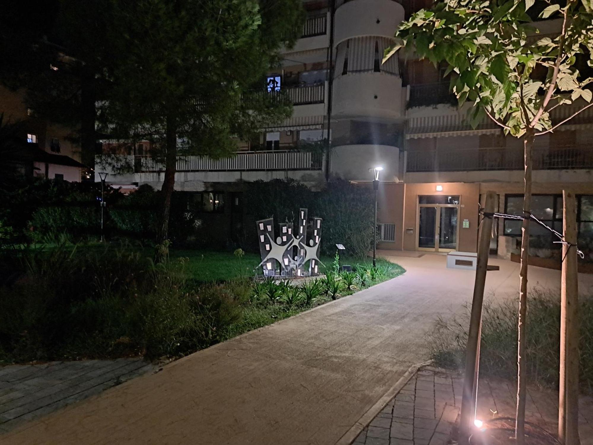 Appartamento - Terrazzo Vivibile Vista Mare, Wi-Fi Gratuito Vallecrosia Ngoại thất bức ảnh