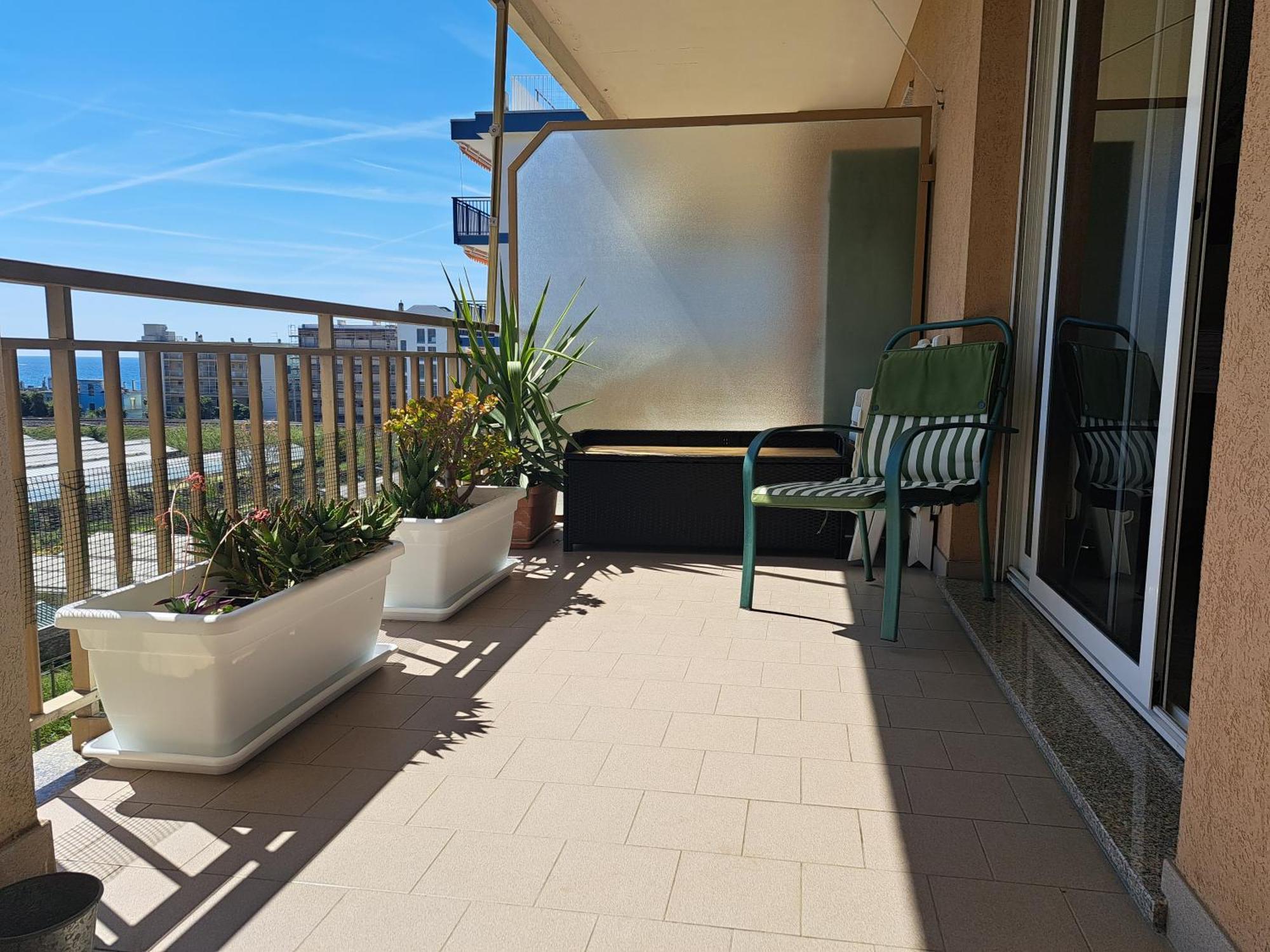 Appartamento - Terrazzo Vivibile Vista Mare, Wi-Fi Gratuito Vallecrosia Ngoại thất bức ảnh
